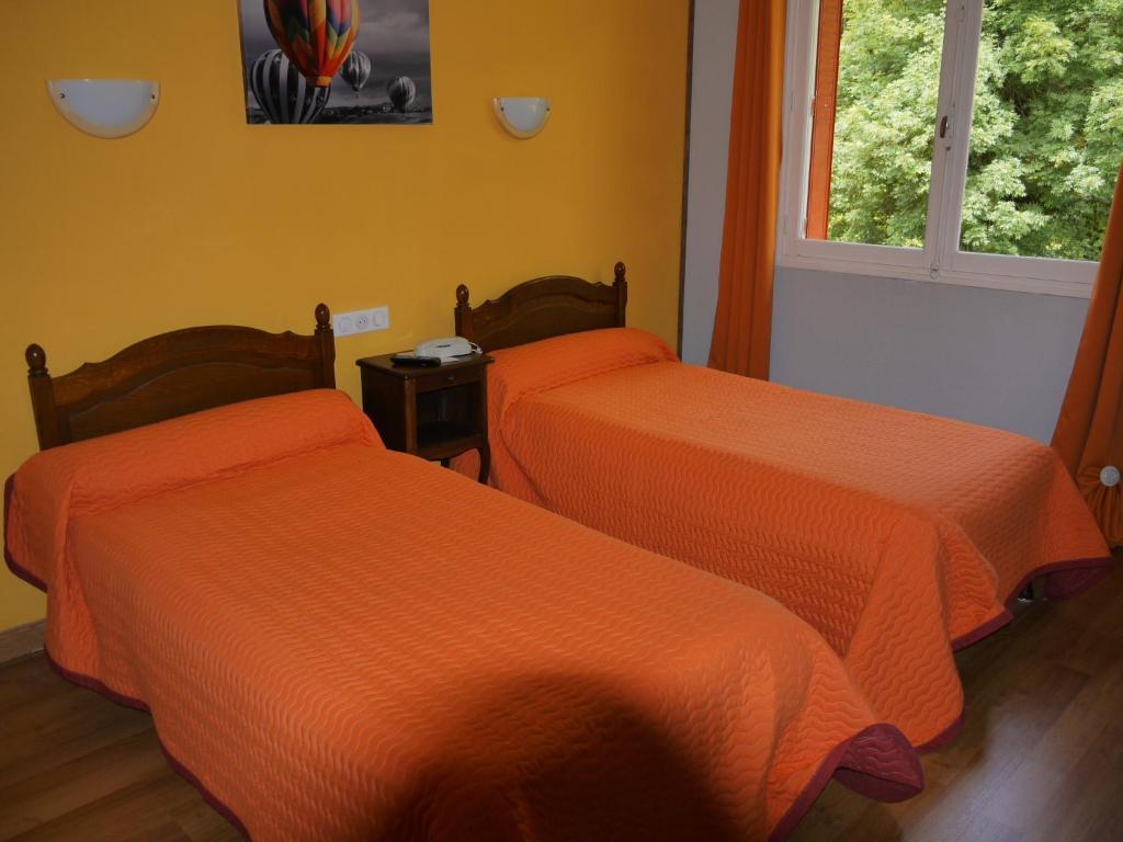 Hotel Le Castelet آكس ليه تيرْم الغرفة الصورة